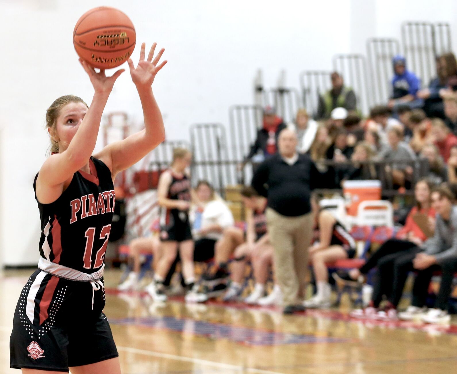 Alexis Pronschinske at the Line